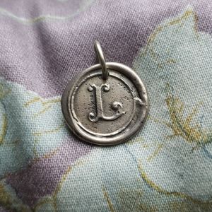 Waxing Poetic "L" charm